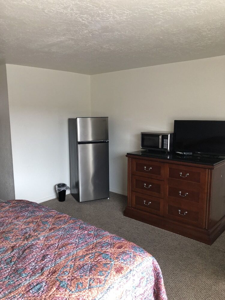 Townhouse Motel