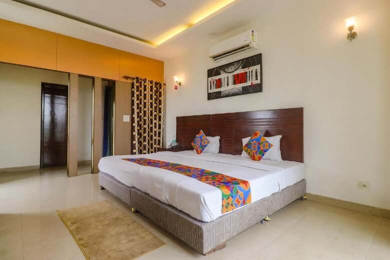 Hotel Fabexpress King's One