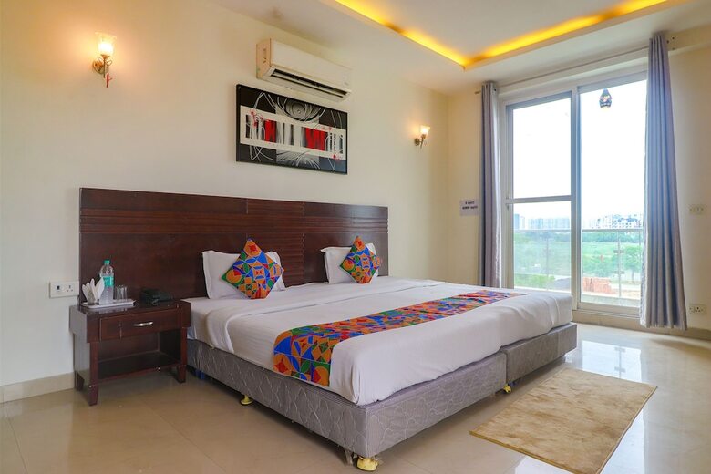 Hotel Fabexpress King's One