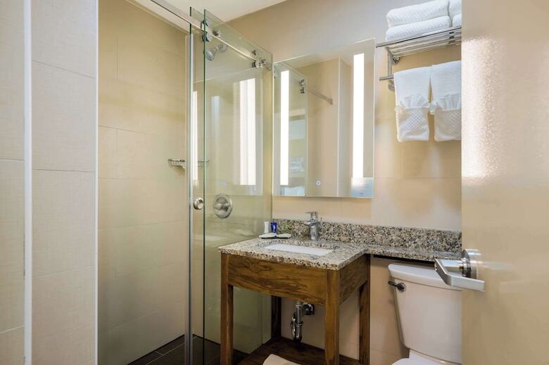 Hotel Sleep Inn Bronx - Soundview