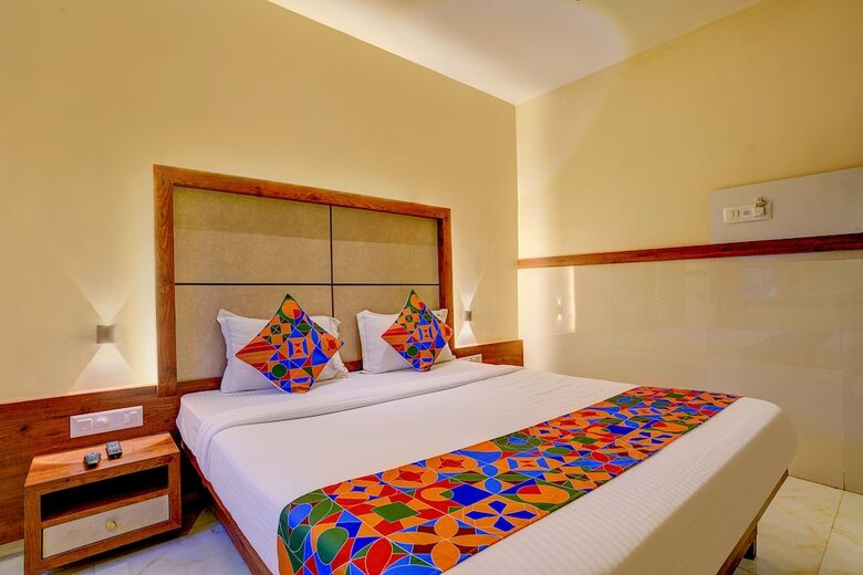 Hotel Fabexpress Super 7 Inn
