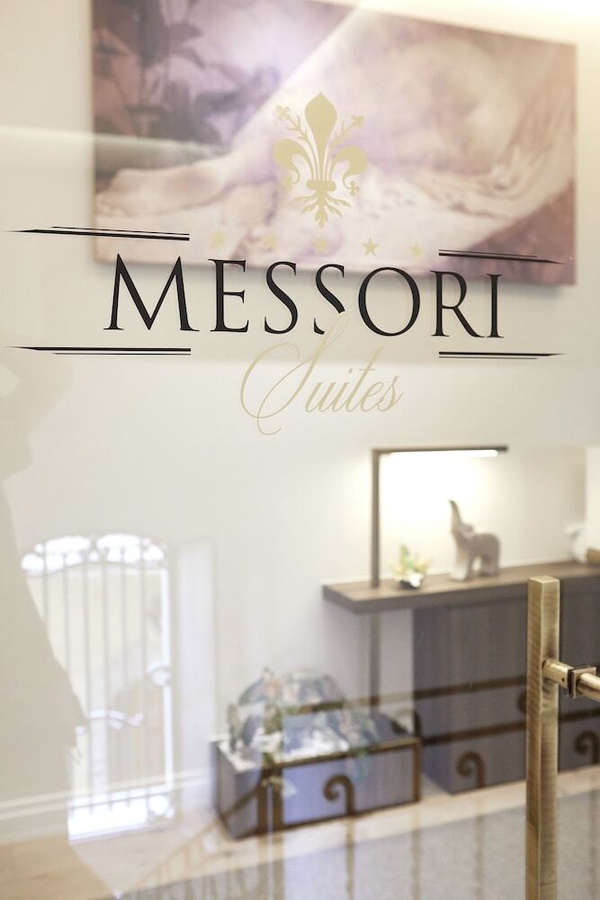 Bed & Breakfast Messori Suites