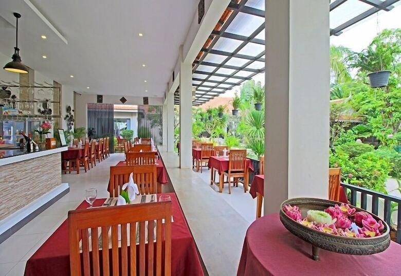 Bed & Breakfast Crystal Hotel