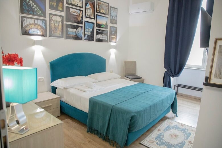 H22 Hotel
