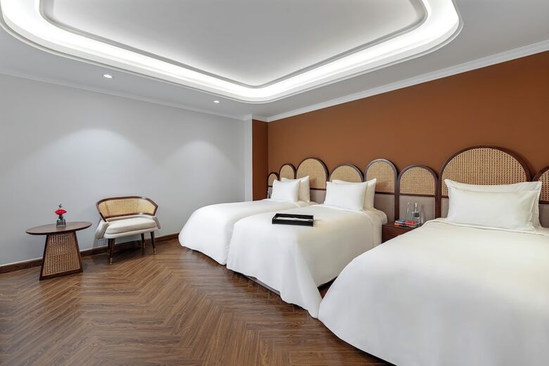 Hotel La Siesta Classic Hang Thung
