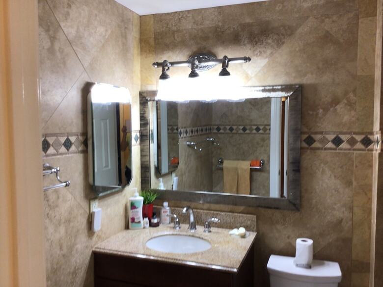 Comfortable Home In Richmond Hill