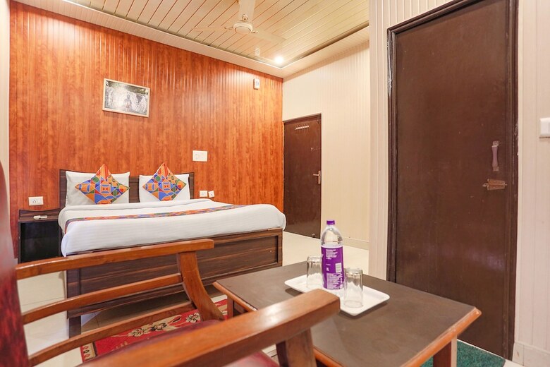 Fabhotel Limewood