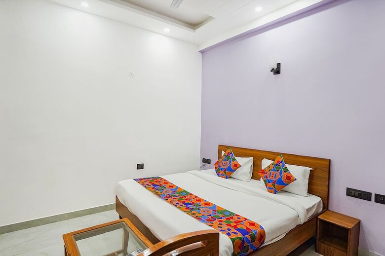 Fabhotel Sunrise Sector 56