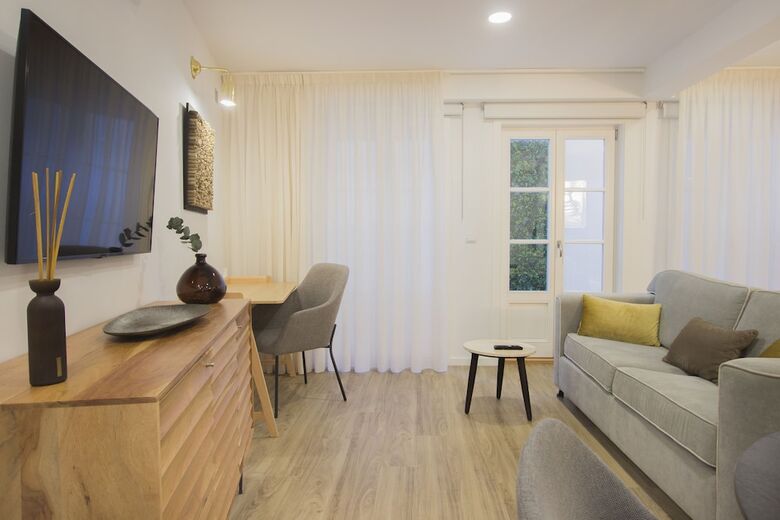 Santa Luzia Apartments By Guestify