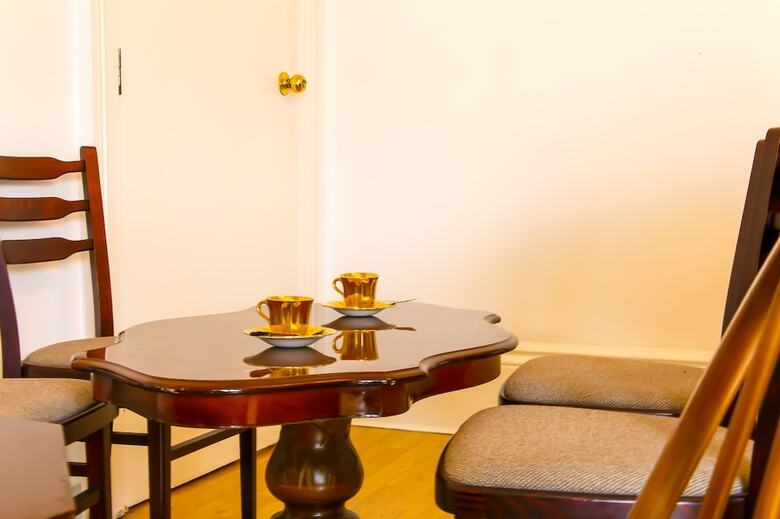 Hotel Mayfield Apartments