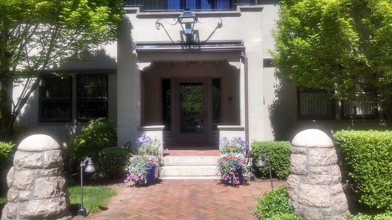 Hilltop Inn