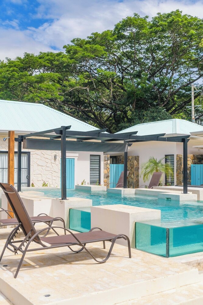 Villas Vr Beachwalk Avellanas