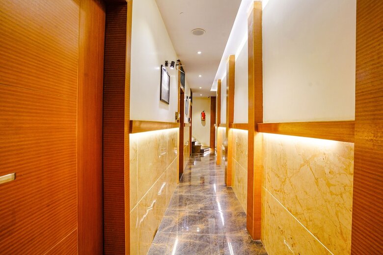 Fabhotel Hindustan Residency