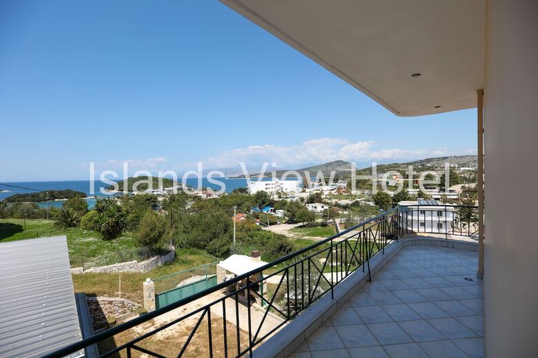 Islands View Hotel