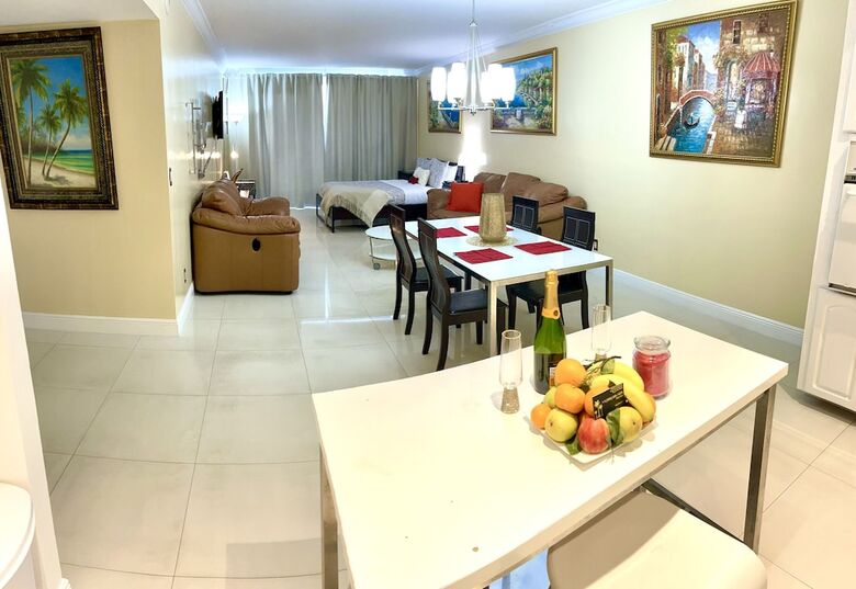 Aparthotel Sunny Isles Beach