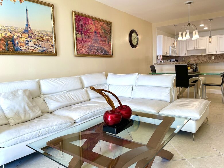 Aparthotel Sunny Isles Beach