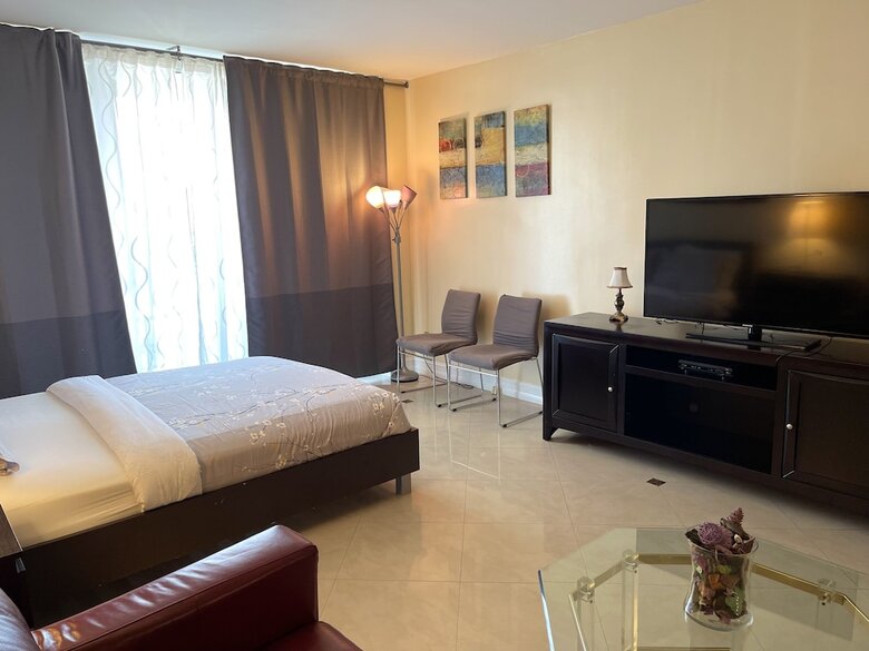 Aparthotel Sunny Isles Beach