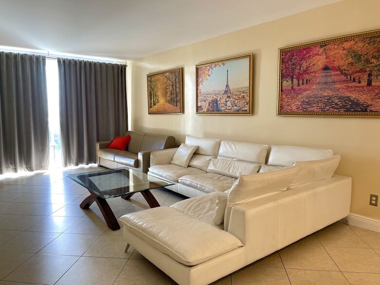Aparthotel Sunny Isles Beach