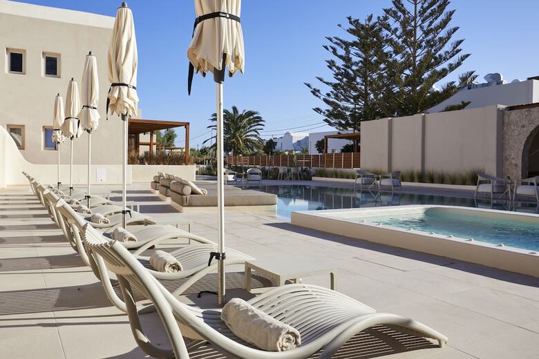 Hotel Apricus Suites