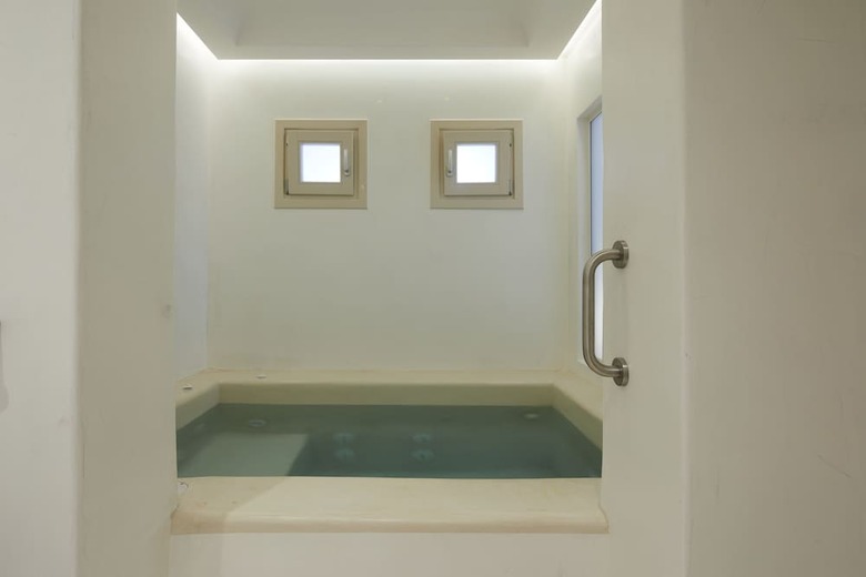 Hotel Apricus Suites