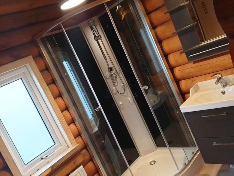 Loghouse With Amazing View And Sauna