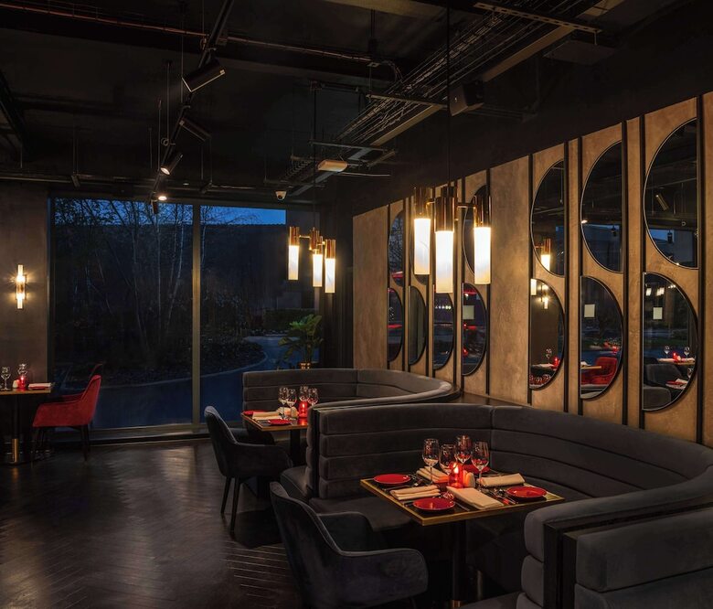 Hotel Radisson Red London Gatwick Airport