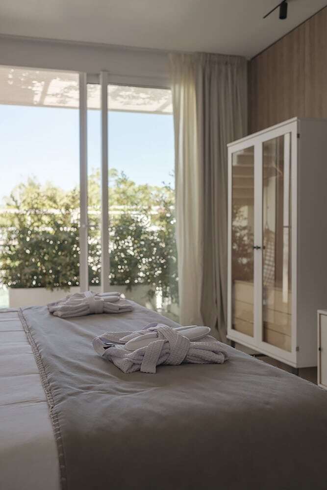 Charco Hotel
