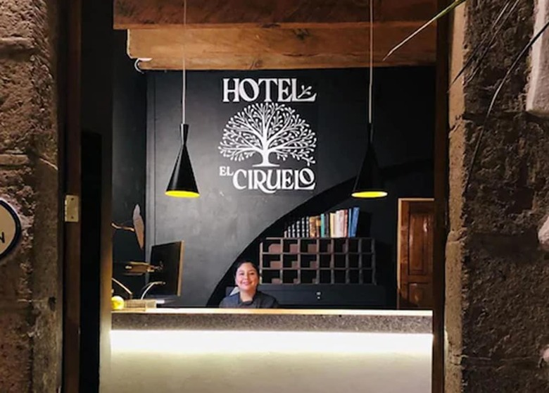 Hotel Y Restaurante El Ciruelo