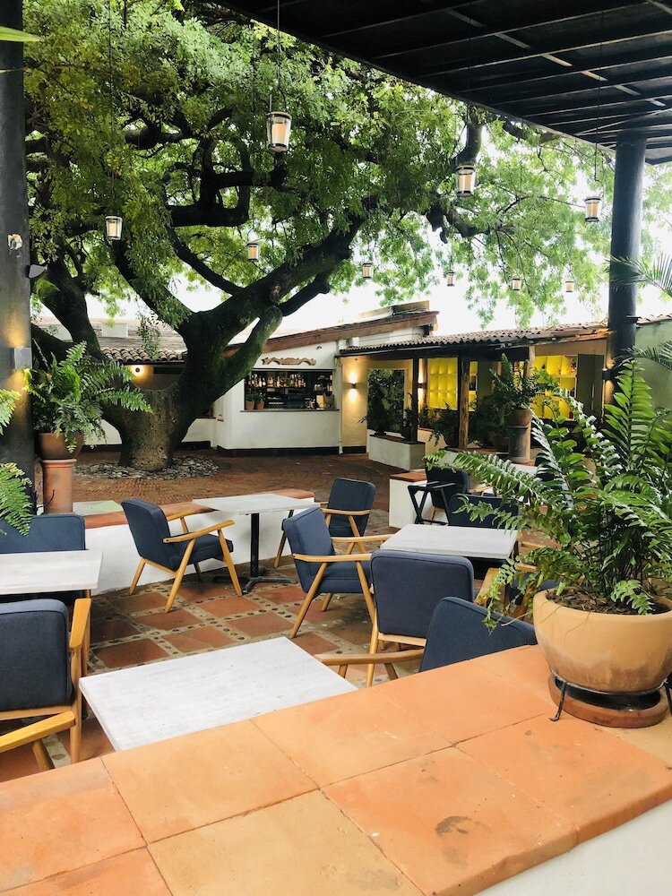 Hotel Y Restaurante El Ciruelo