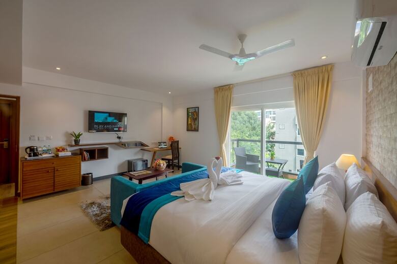 Royal Ace Boutique Hotel