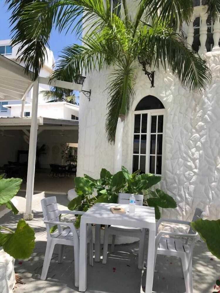 Le Castel Blanc Hotel Boutique