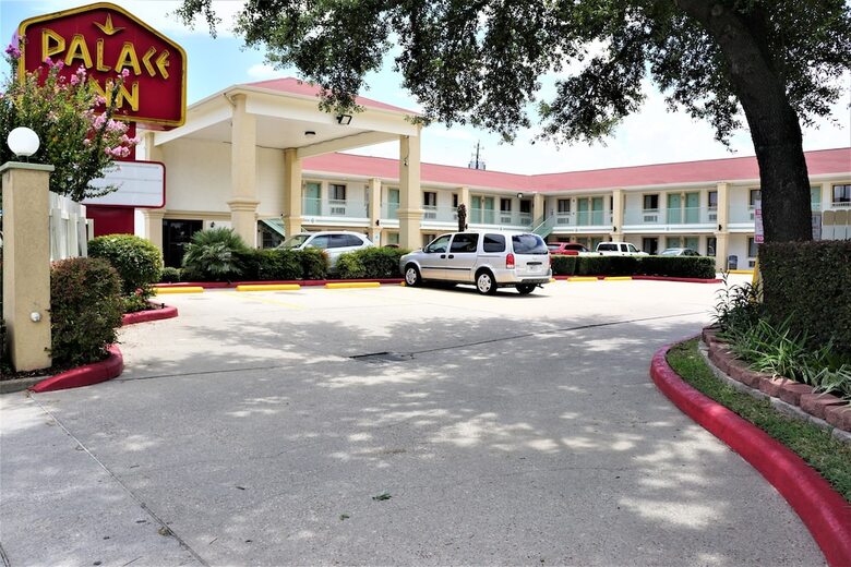 Motel Palace Inn - Antoine
