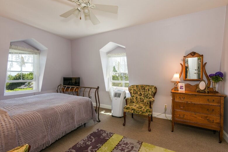 Bed & Breakfast Payne's Harbor View Inn