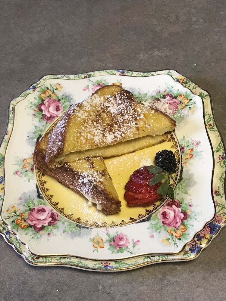Bed & Breakfast Morning Glory Inn