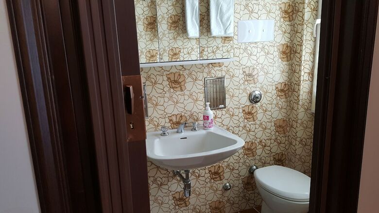 Bed And Breakfast Groane