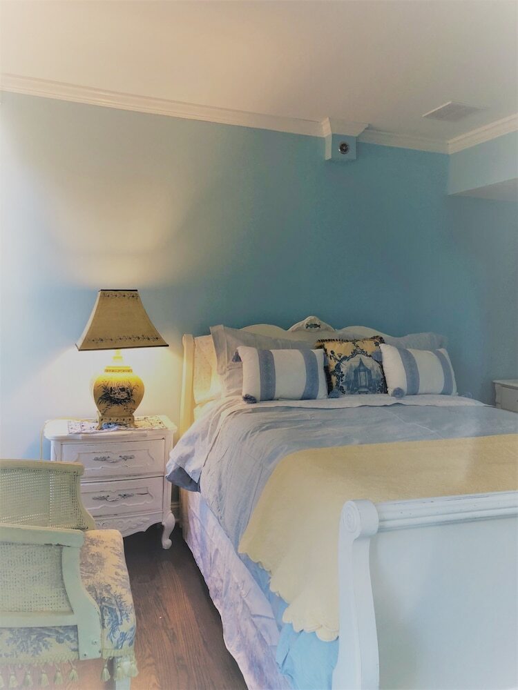 The Carriage House B&B