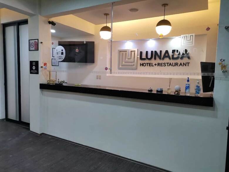 Hotel Lunada