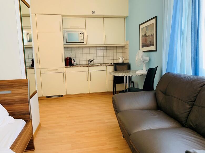 Aparthotel Apartments Zum L�wen