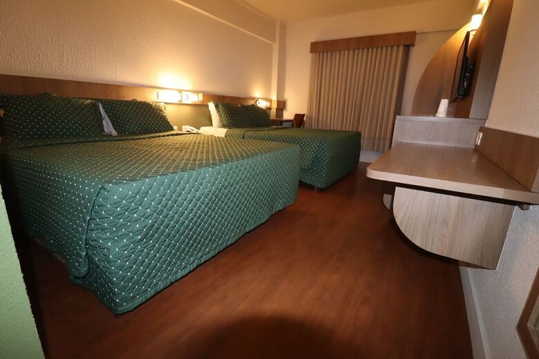 Strassen Hotel