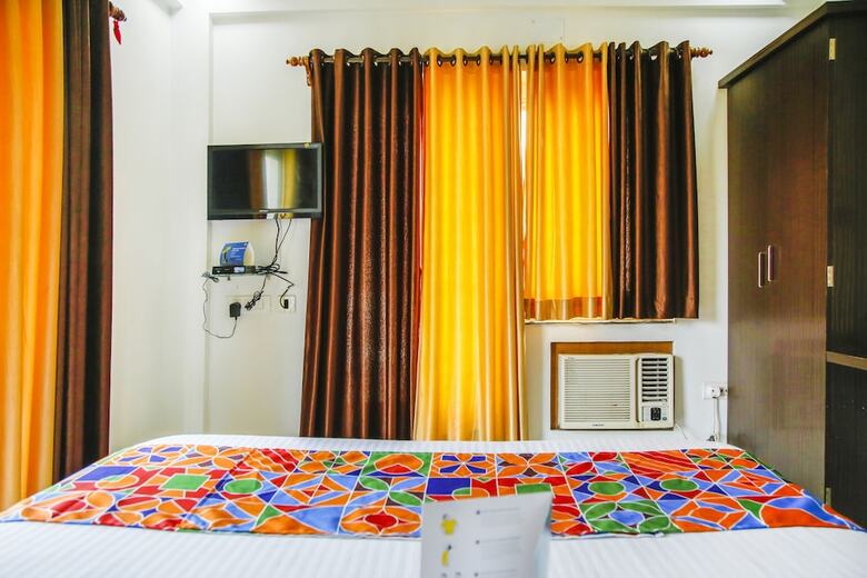 Fabhotel Eleanora