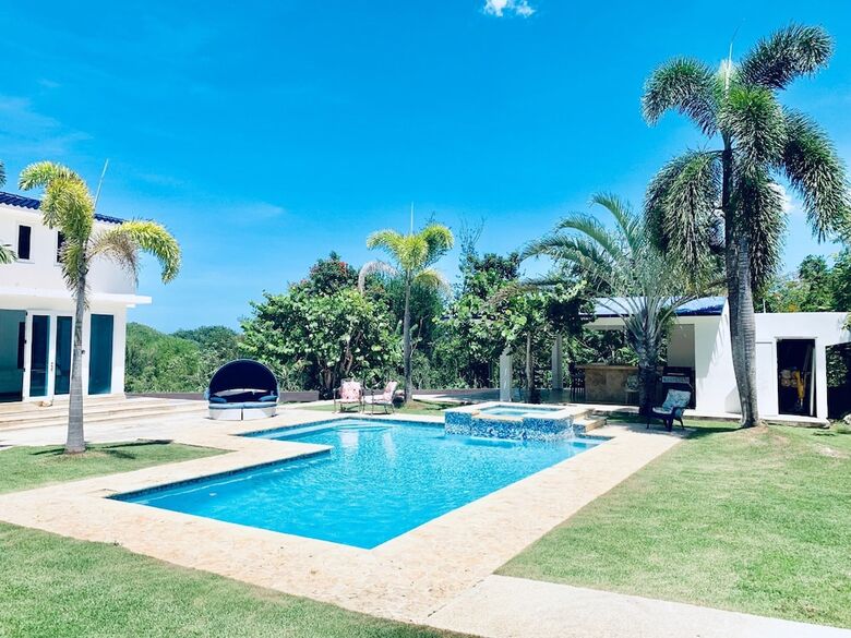 Hotel Manati World Point Inn