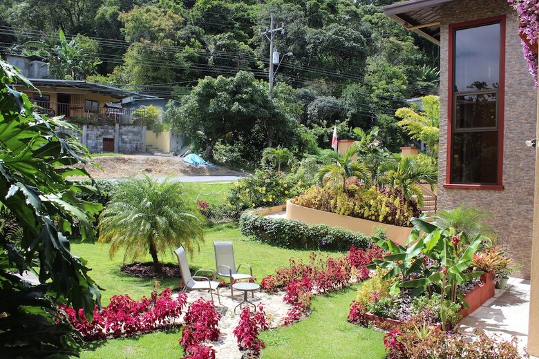 Casa De Monta�a Bed & Breakfast