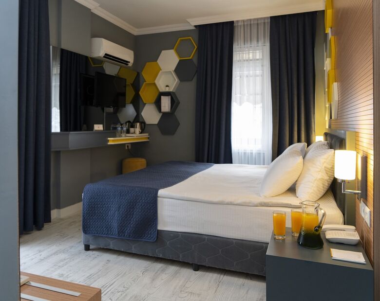 Letstay Hotel - Adults Only