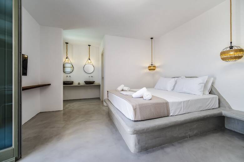 The Amethyst Exclusive Suites Oia