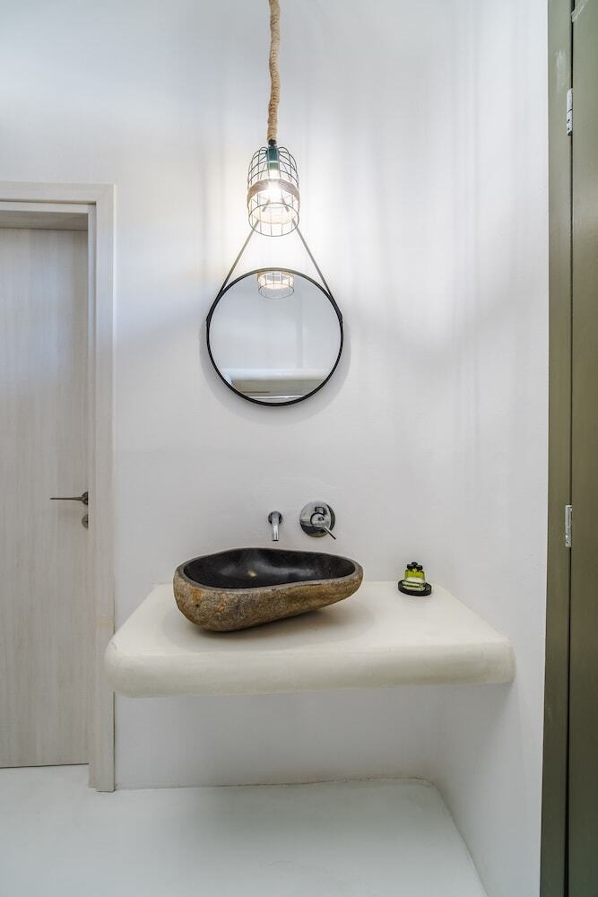 The Amethyst Exclusive Suites Oia