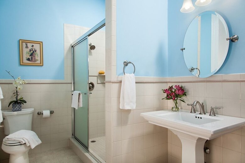 Cornerstone Bed And Breakfast