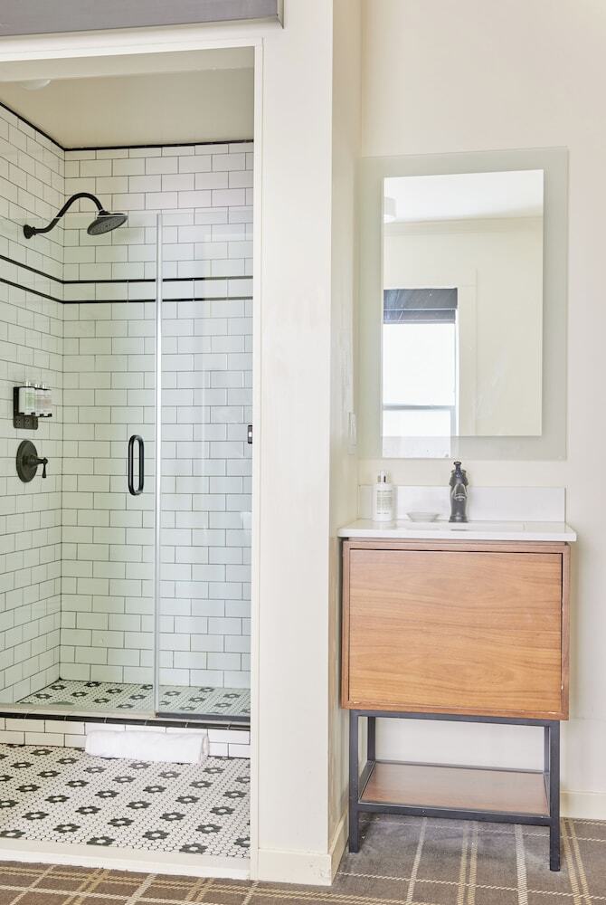 Found Hotel, San Francisco