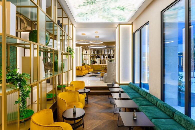 Hotel Emerald Downtown Suites