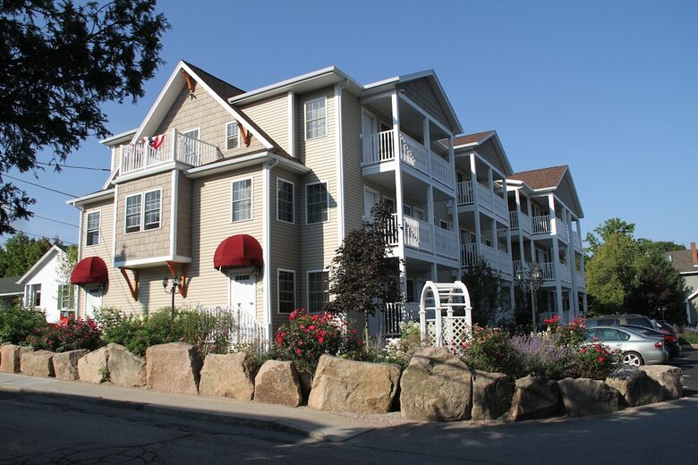 Hotel Bar Harbor Manor
