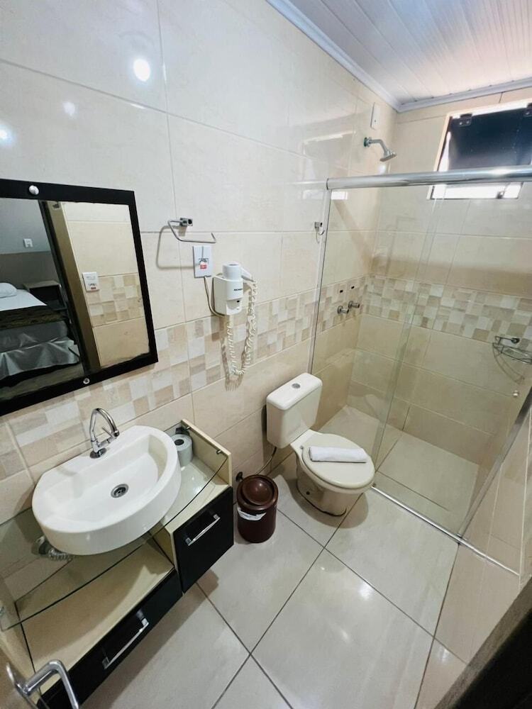 Hotel Zata Econ�mico